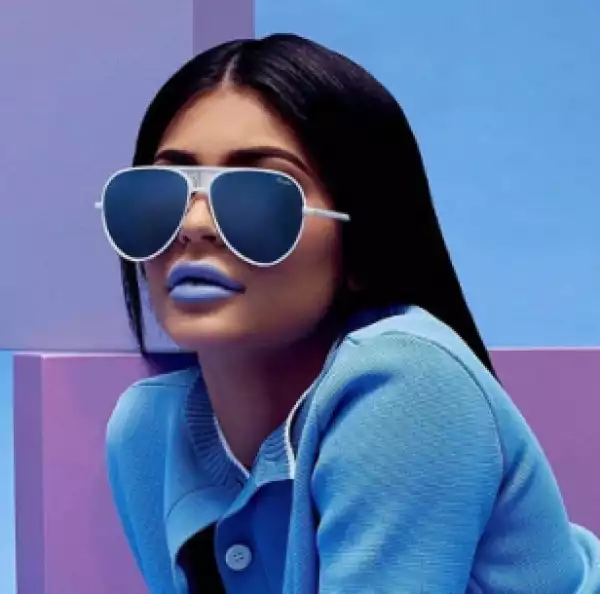 Kylie Jenner Looks Stunning In Different Poses For Quay Australia (Photos)